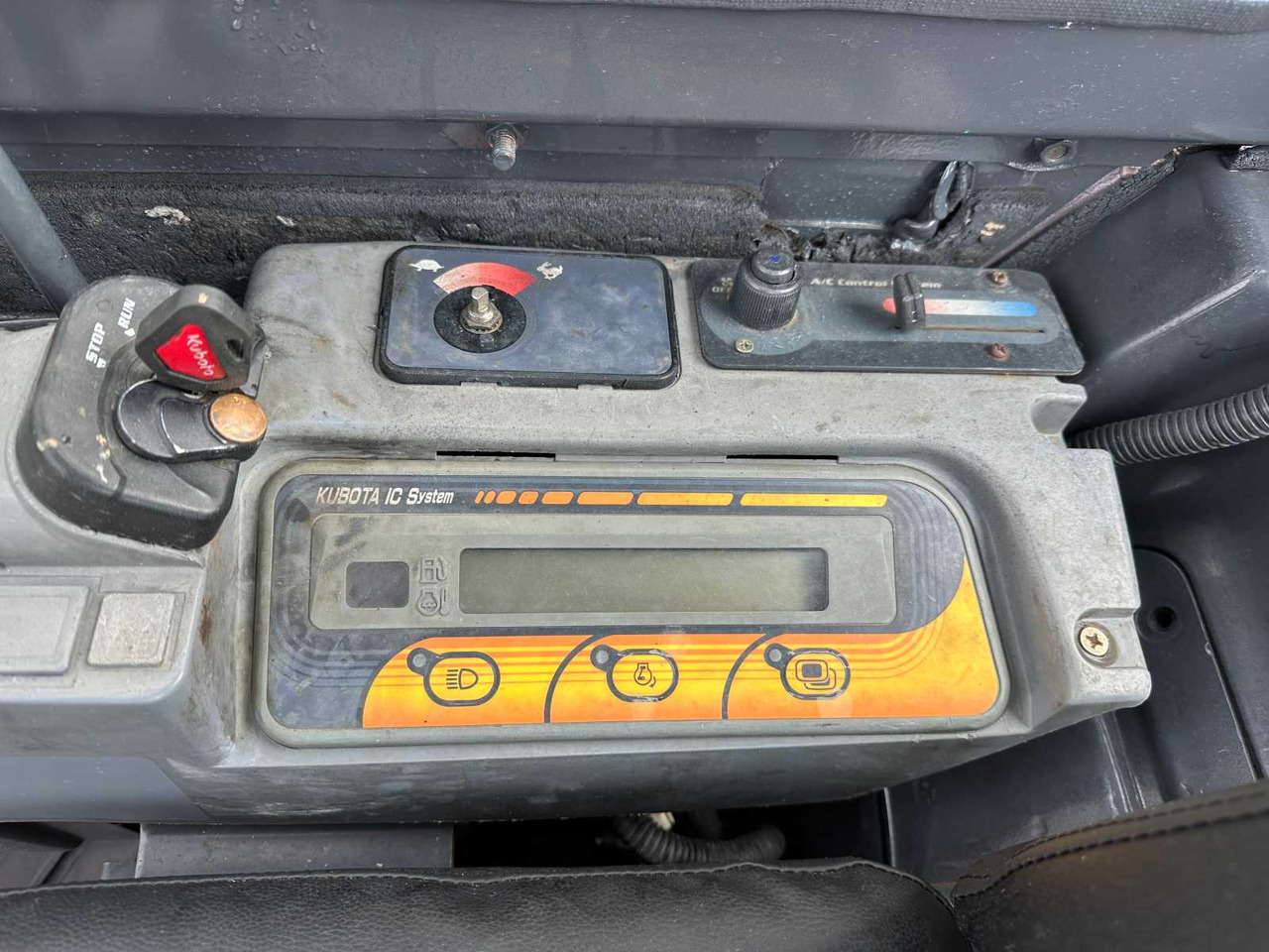 حفارات زحافة Kubota KX155-3SZ: صور 36