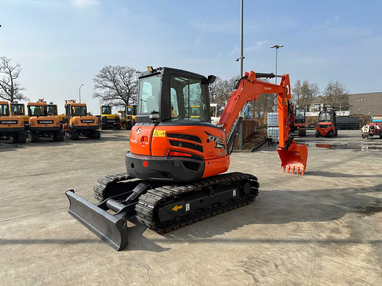 Kubota KX163-5 - حفارات زحافة: صور 4 Kubota KX163-5 - حفارات زحافة: صور 4