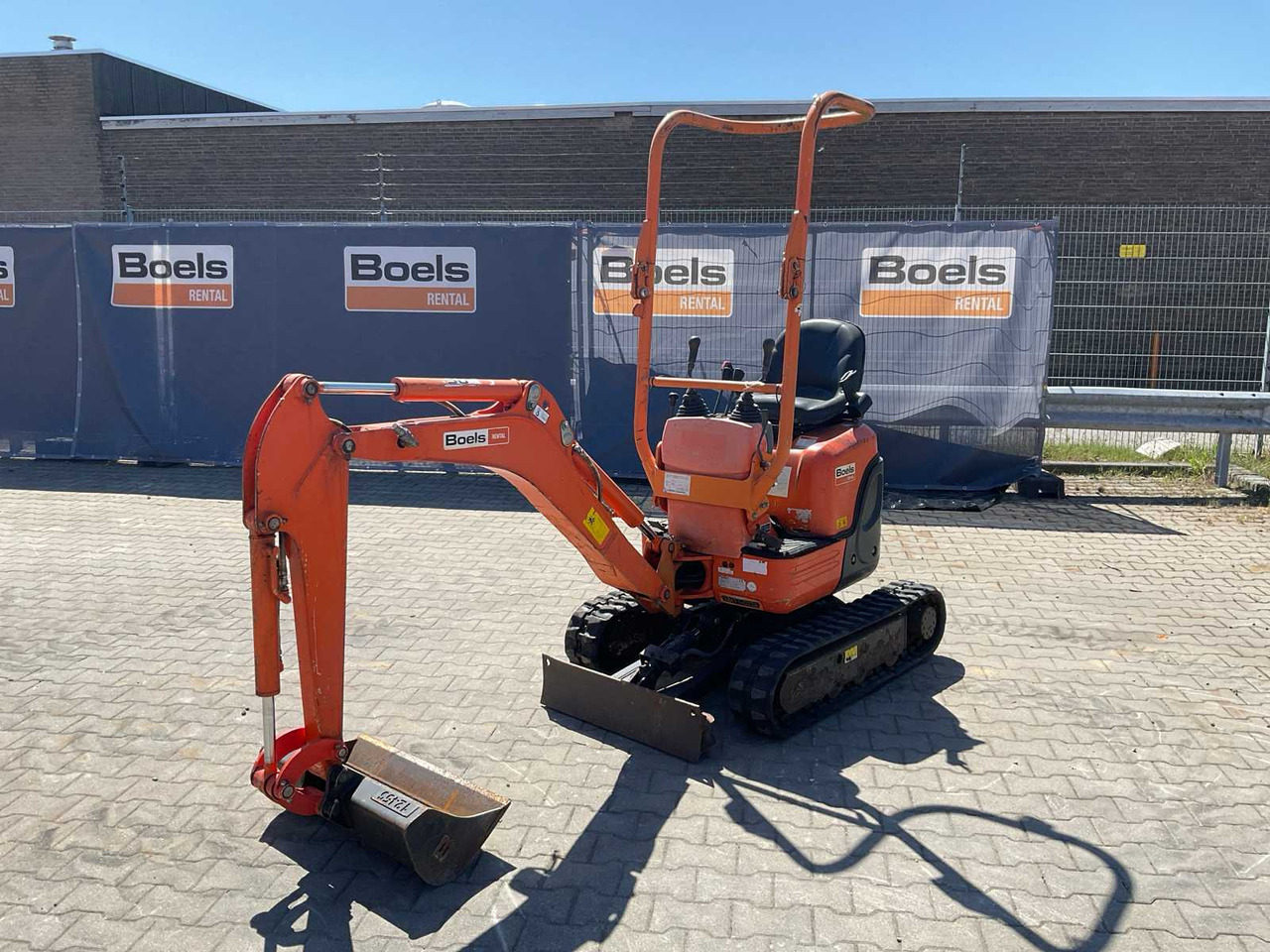 Kubota U10-3 - حفارة مصغرة: صور 1 Kubota U10-3 - حفارة مصغرة: صور 1