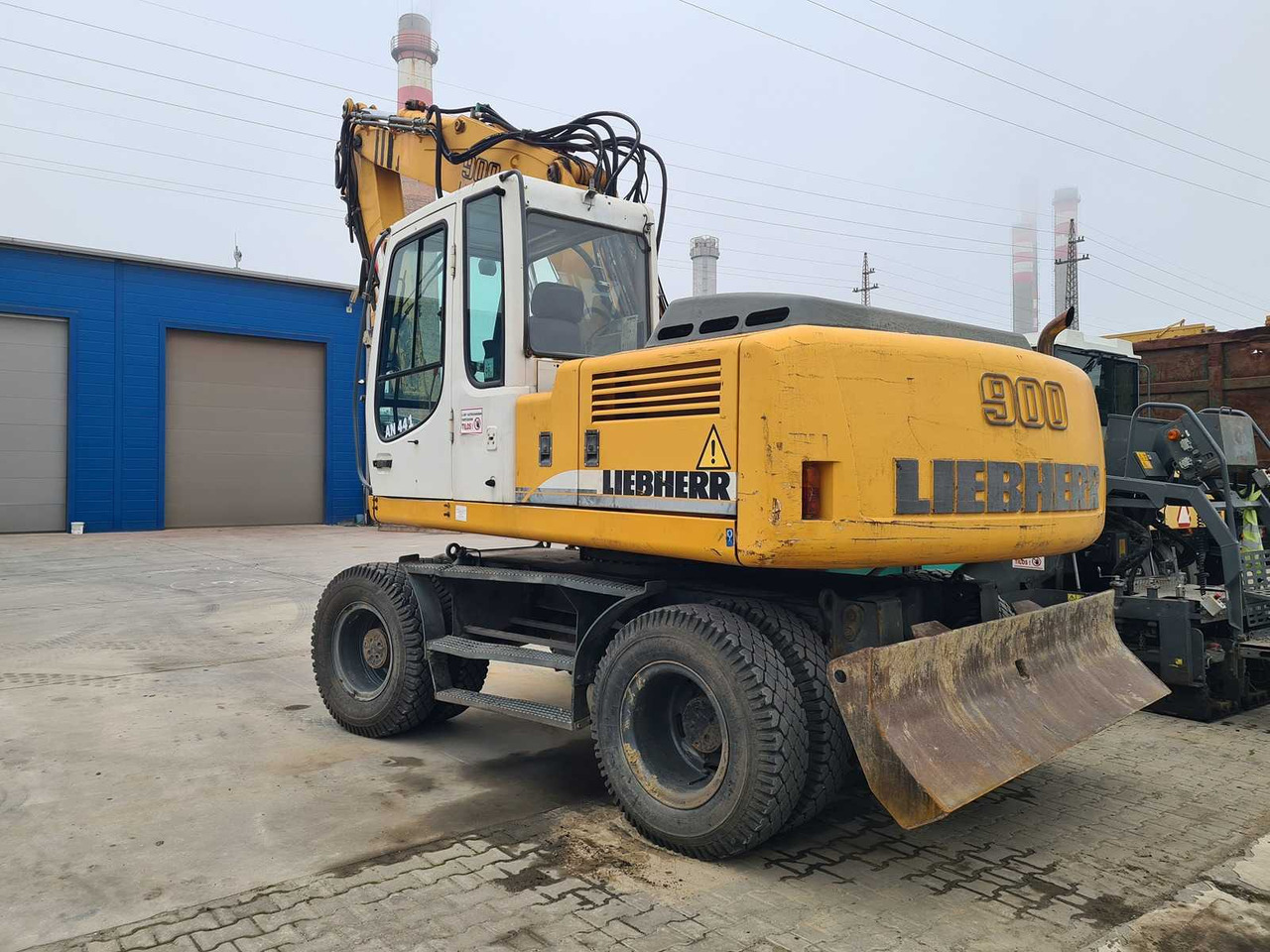 LIEBHERR - A900C - WHEELED EXCAVATOR - 2006 - حفارة على عجلات: صور 4 LIEBHERR - A900C - WHEELED EXCAVATOR - 2006 - حفارة على عجلات: صور 4