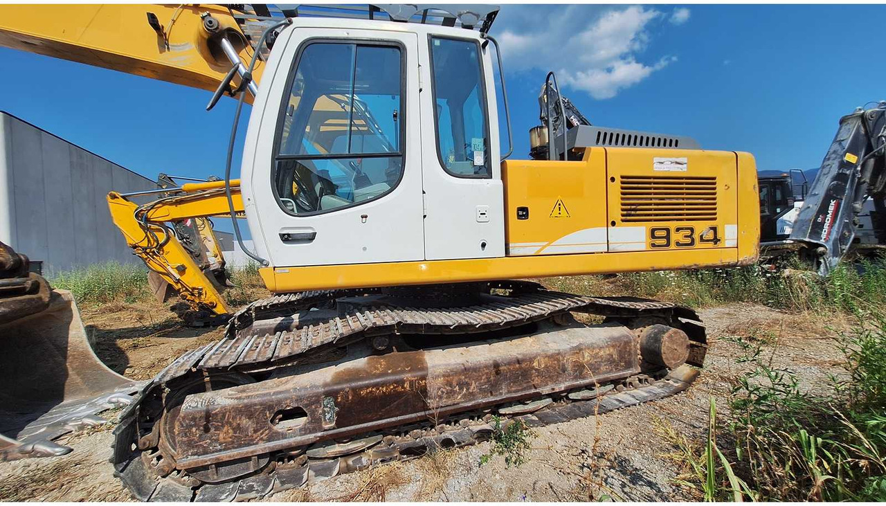 LIIEBHERR R934C HDC - حفارات زحافة: صور 4 LIIEBHERR R934C HDC - حفارات زحافة: صور 4