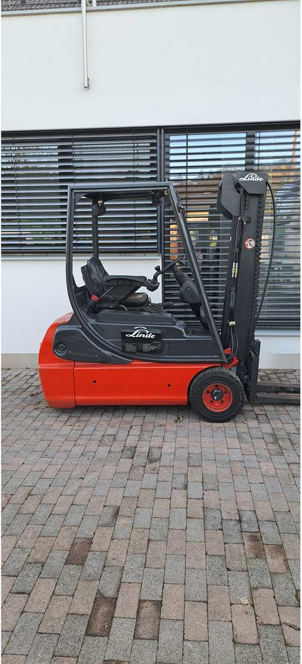 LINDE - E18C-02 - 2004 - FORKLIFT TRUCKS - رافعة شوكية: صور 1 LINDE - E18C-02 - 2004 - FORKLIFT TRUCKS - رافعة شوكية: صور 1