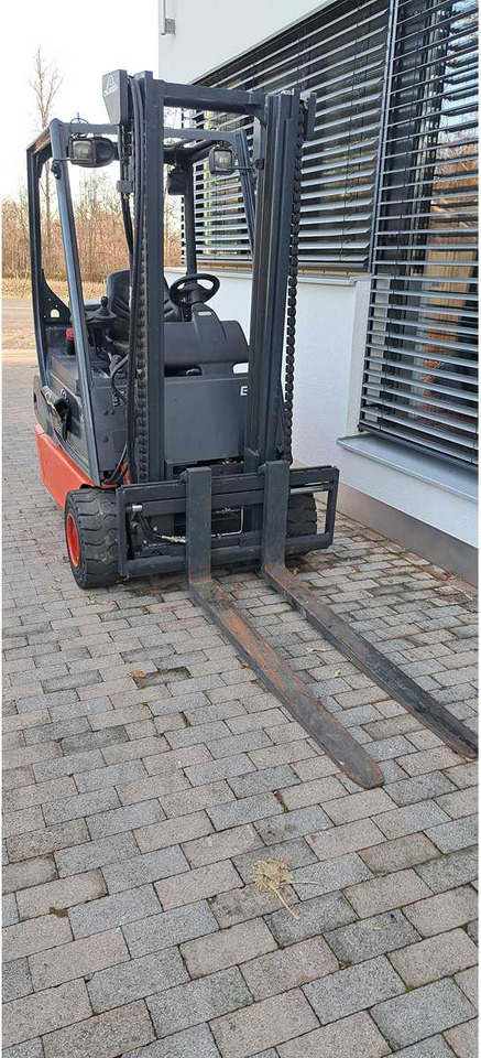 LINDE - E18C-02 - 2004 - FORKLIFT TRUCKS - رافعة شوكية: صور 2 LINDE - E18C-02 - 2004 - FORKLIFT TRUCKS - رافعة شوكية: صور 2