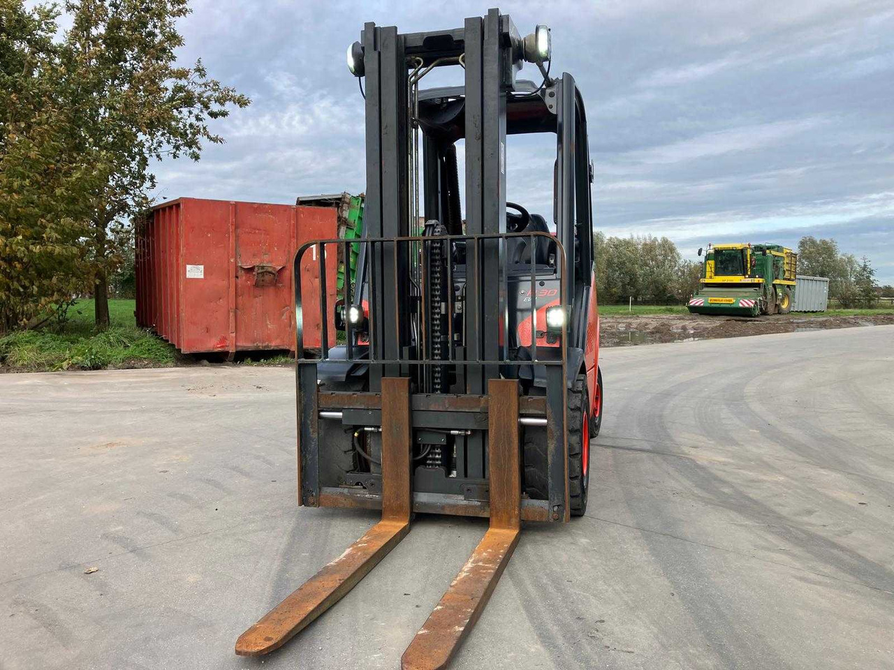 LINDE H30T-02 FORKLIFT 2019 - رافعة شوكية: صور 3 LINDE H30T-02 FORKLIFT 2019 - رافعة شوكية: صور 3