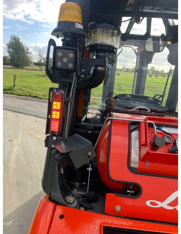 رافعة شوكية LINDE H35T-02 FORKLIFT 2016: صور 47 رافعة شوكية LINDE H35T-02 FORKLIFT 2016: صور 47