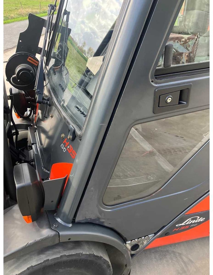 رافعة شوكية LINDE H35T-02 FORKLIFT 2016: صور 31 رافعة شوكية LINDE H35T-02 FORKLIFT 2016: صور 31