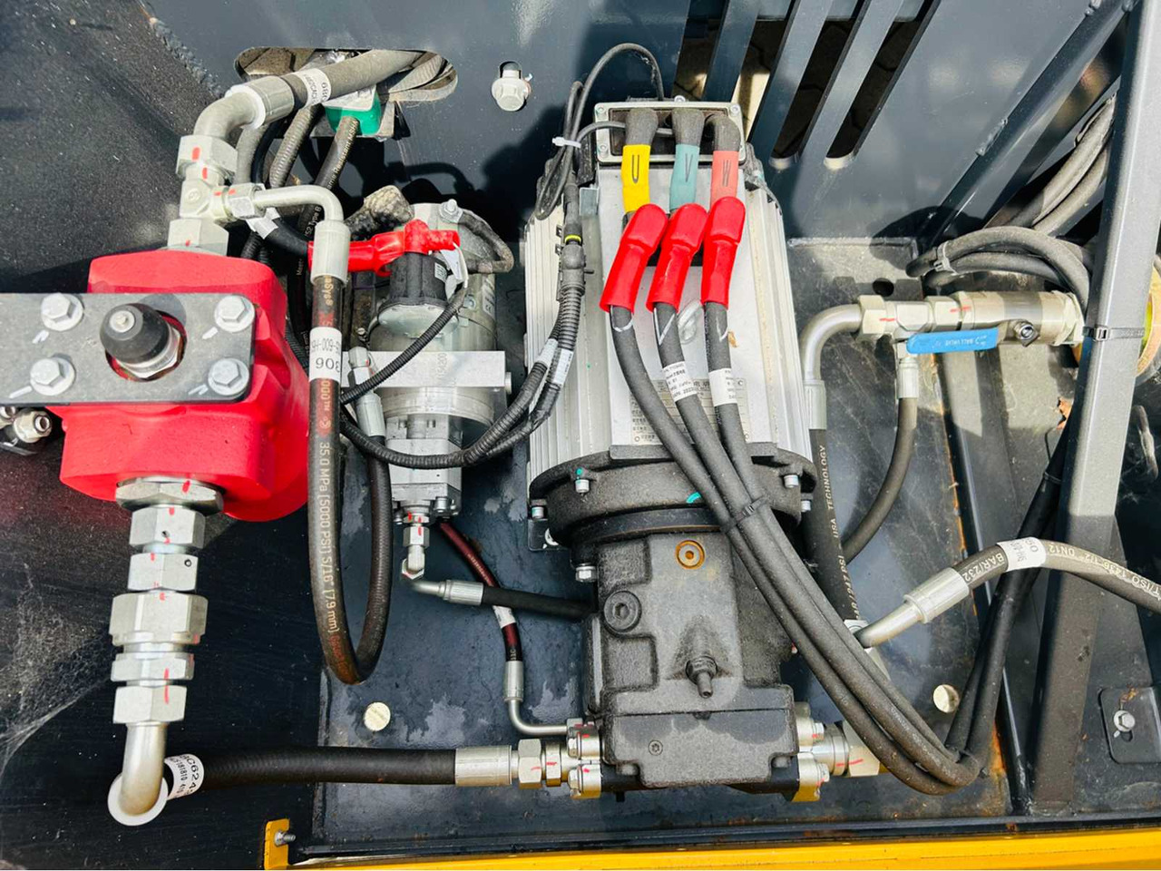 منصات هيدروليكية متنقلة LIUGONG - 04-2023 - LT26JE-LI - TELESCOPIC BOOM LIFT 28.1M: صور 28