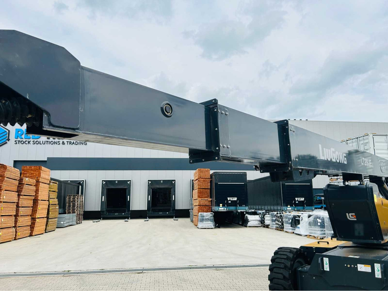 منصات هيدروليكية متنقلة LIUGONG - 04-2023 - LT26JE-LI - TELESCOPIC BOOM LIFT 28.1M: صور 13
