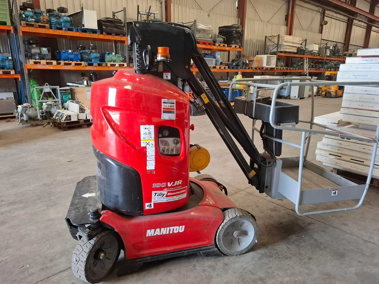 MANITOU 100 VJR - منصات هيدروليكية متنقلة: صور 3 MANITOU 100 VJR - منصات هيدروليكية متنقلة: صور 3