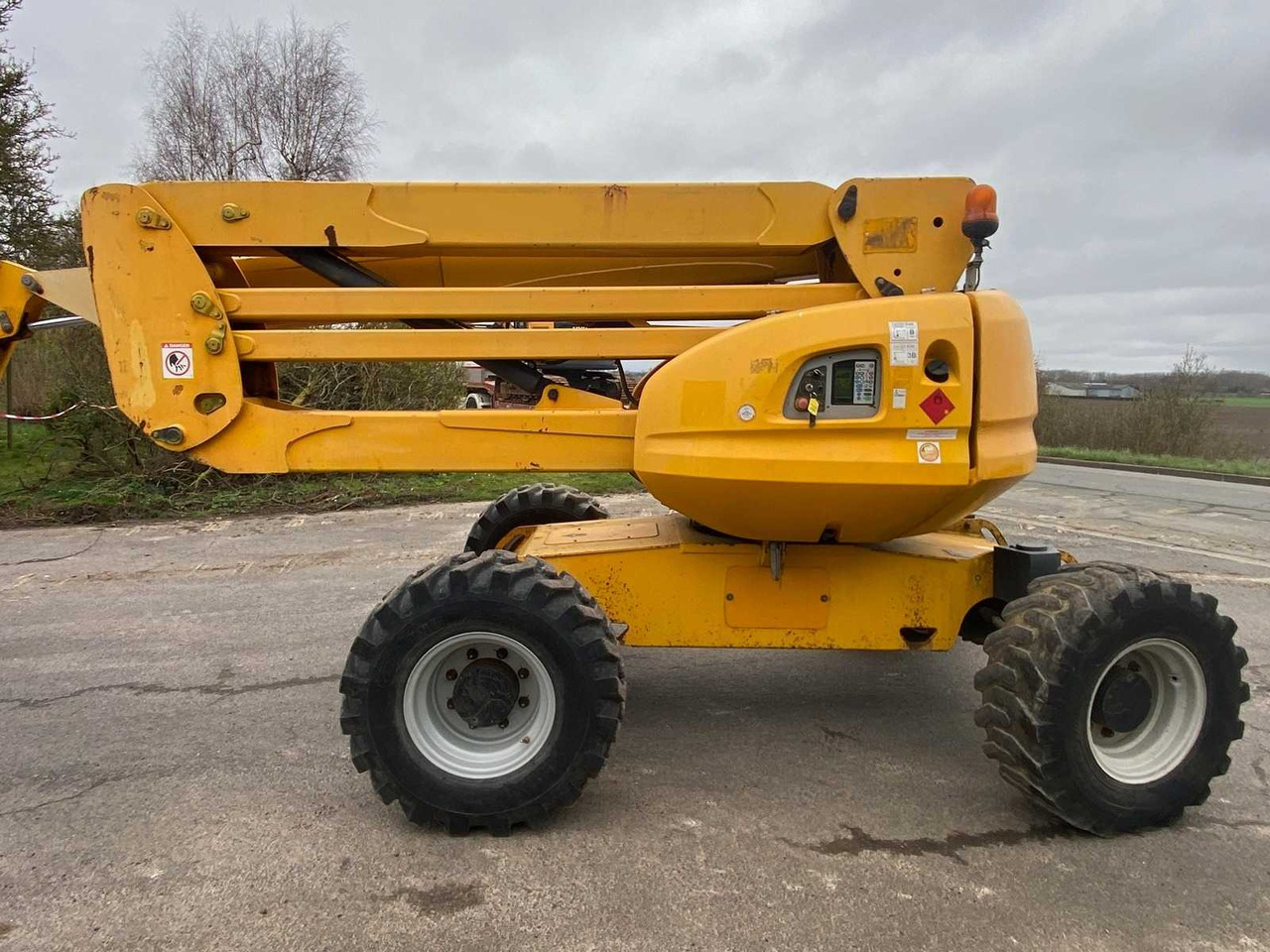 MANITOU 160 ATJ 16 METRE DIESEL ARTICULATED BOOM LIFT - منصات هيدروليكية متنقلة: صور 5 MANITOU 160 ATJ 16 METRE DIESEL ARTICULATED BOOM LIFT - منصات هيدروليكية متنقلة: صور 5
