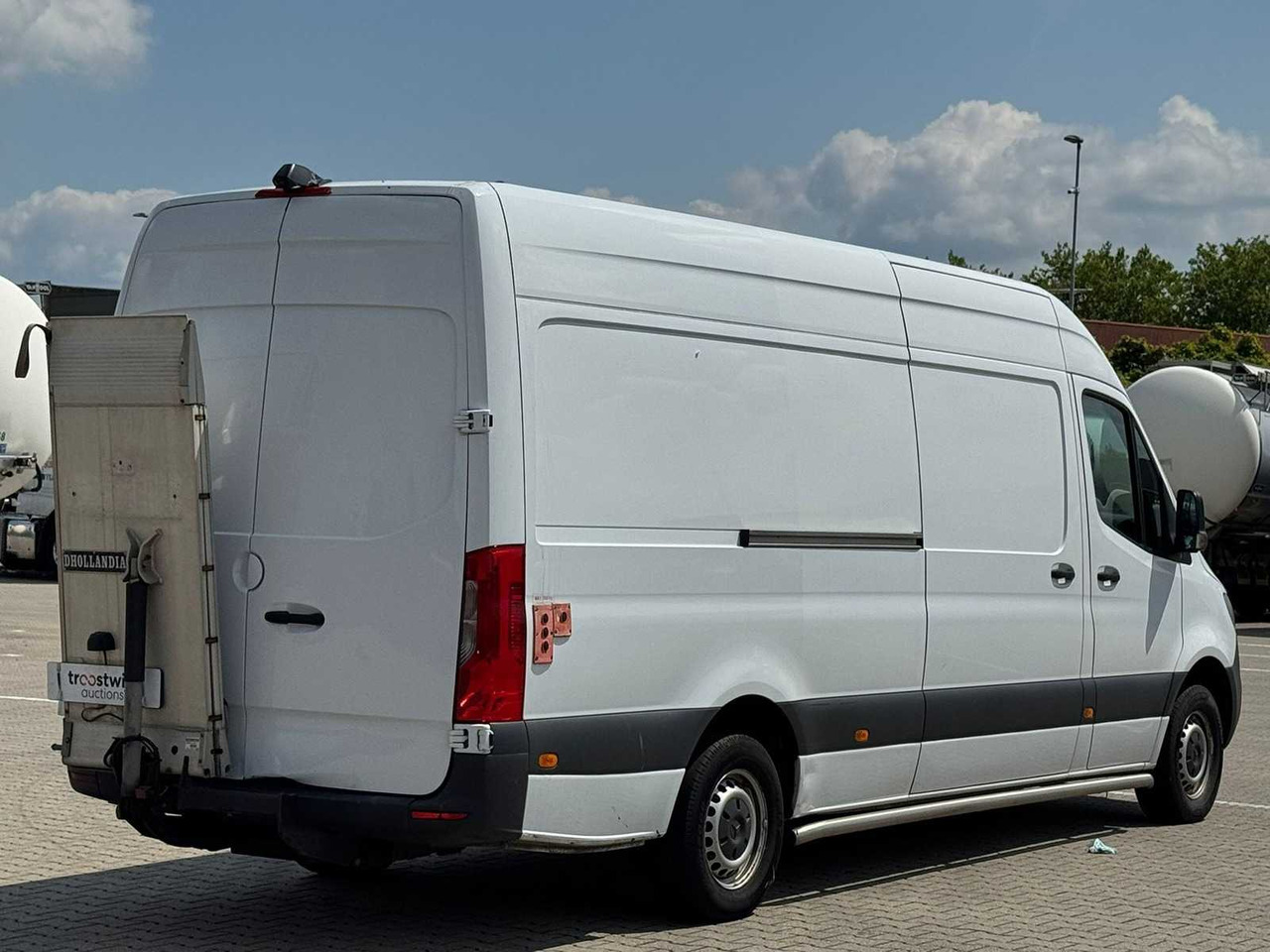 MERCEDES-BENZ SPRINTER 314 2.2 CDI L4H2 JUMBO |TAIL LIFT| VGP-54-N - الشاحنات الصغيرة: صور 4 MERCEDES-BENZ SPRINTER 314 2.2 CDI L4H2 JUMBO |TAIL LIFT| VGP-54-N - الشاحنات الصغيرة: صور 4