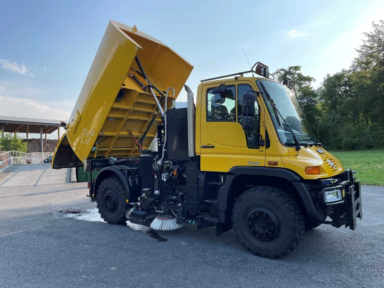 MERCEDES-BENZ - UNIMOG - 2001 - KOMMOBIL (UNIMOG) U400 - شاحنة: صور 1 MERCEDES-BENZ - UNIMOG - 2001 - KOMMOBIL (UNIMOG) U400 - شاحنة: صور 1
