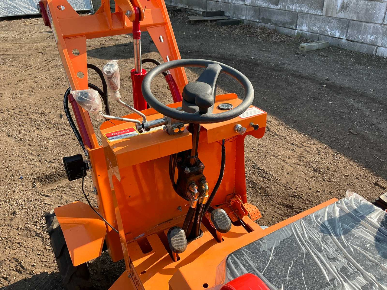 اللودر بعجل Machpro Mp-l904: صور 12