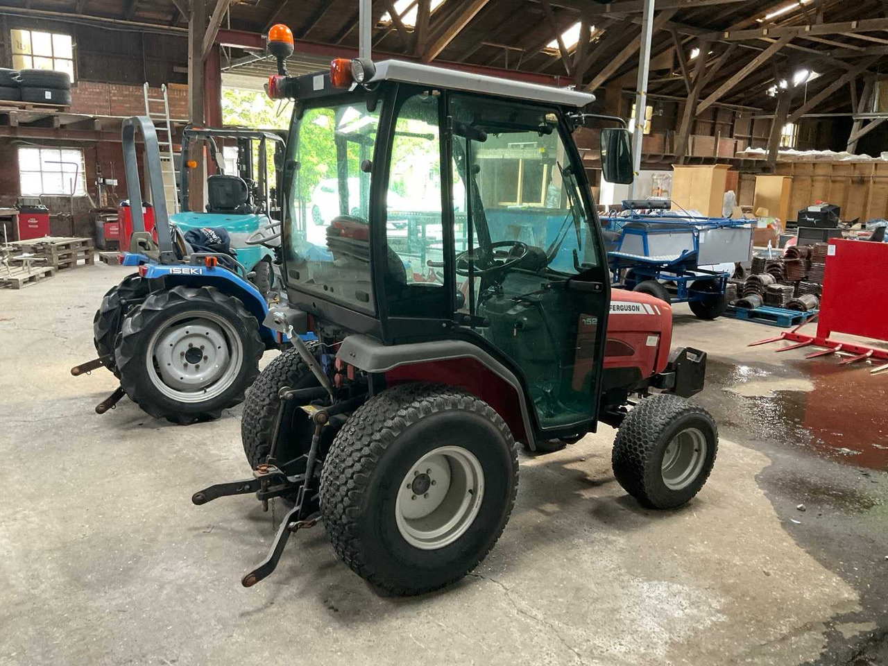 Massey Ferguson 1523 - جرار صغير: صور 4 Massey Ferguson 1523 - جرار صغير: صور 4
