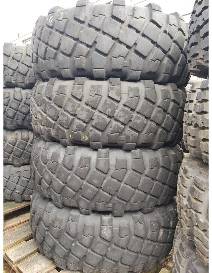 Michelin XML 325/85R16 - الإطارات والجنوط - جرار: صور 3 Michelin XML 325/85R16 - الإطارات والجنوط - جرار: صور 3