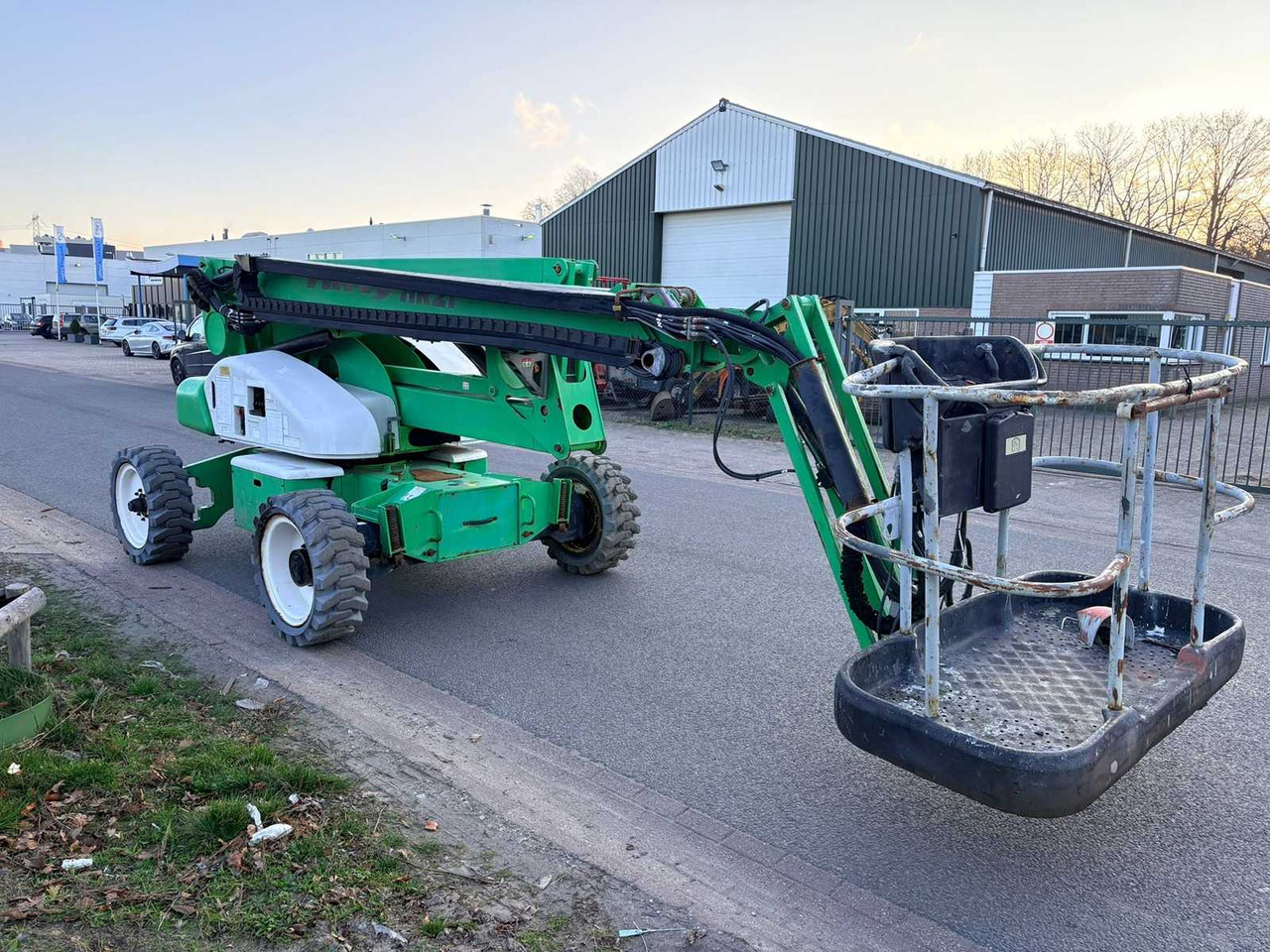 NIFTY - 2010 - HR 21 DE 2WD - AERIAL PLATFORM - منصات هيدروليكية متنقلة: صور 3 NIFTY - 2010 - HR 21 DE 2WD - AERIAL PLATFORM - منصات هيدروليكية متنقلة: صور 3