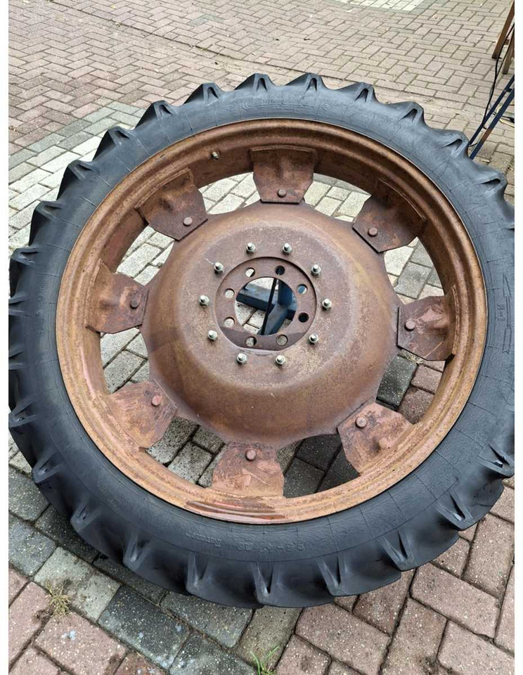 Narrow wheels (spray wheels) with interchangeable discs - الإطارات والجنوط - جرار: صور 2 Narrow wheels (spray wheels) with interchangeable discs - الإطارات والجنوط - جرار: صور 2