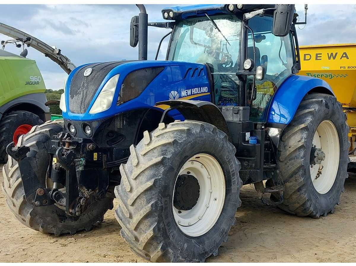 New Holland T7.245 - جرار: صور 4 New Holland T7.245 - جرار: صور 4