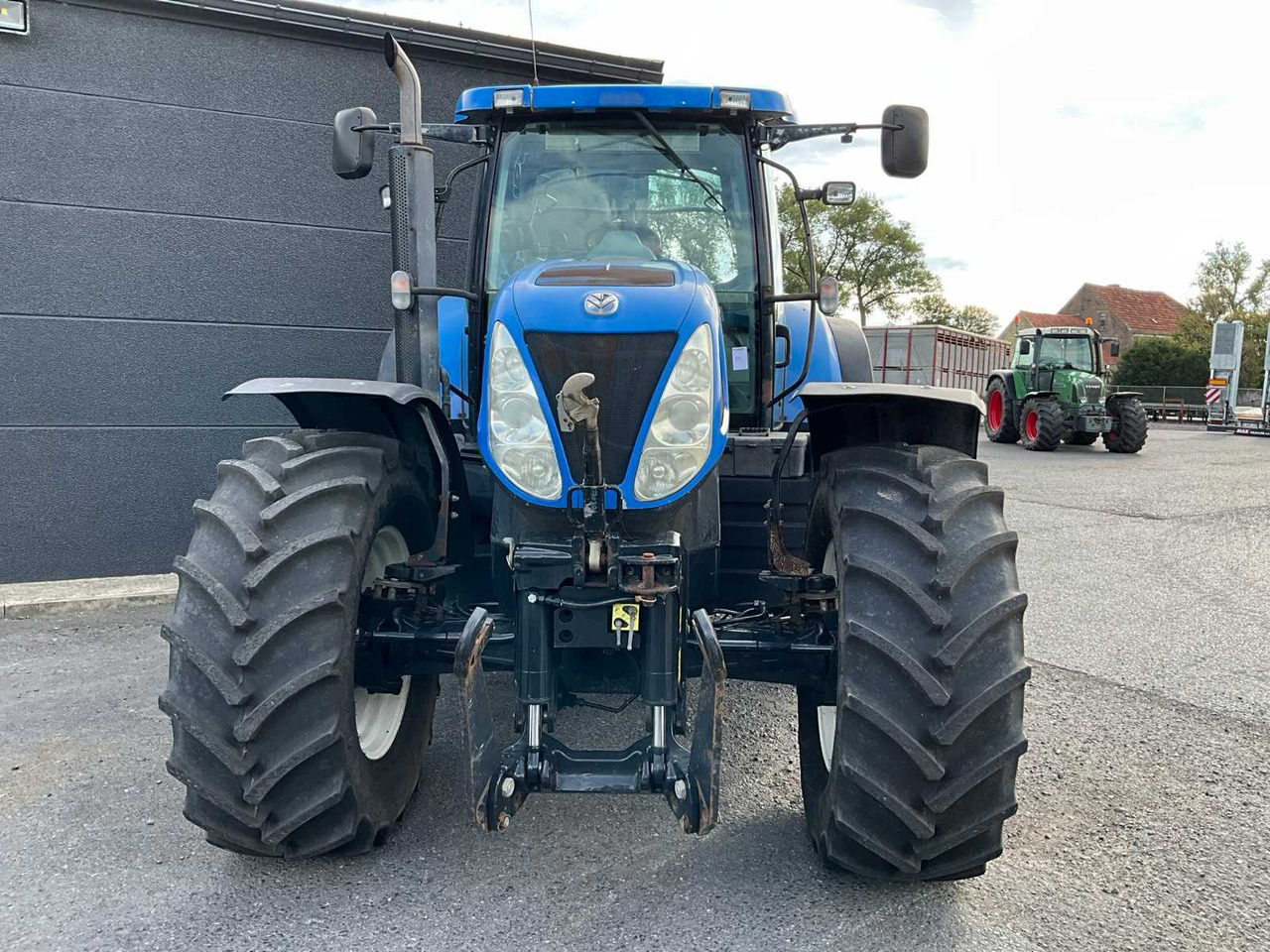 New Holland T7030 - جرار: صور 2 New Holland T7030 - جرار: صور 2