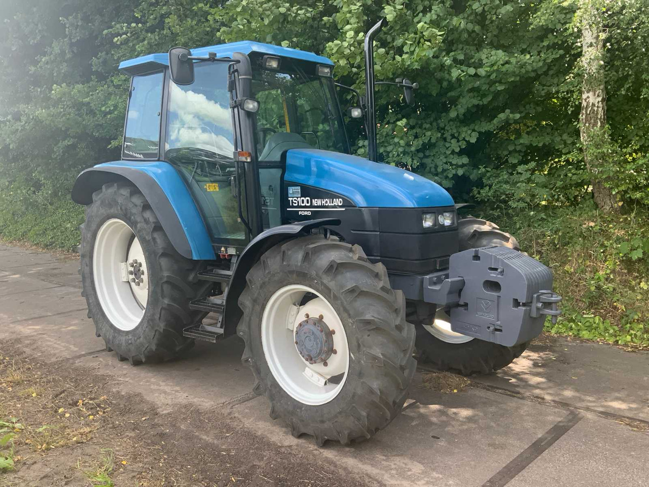 New holland TS-100 - جرار: صور 2 New holland TS-100 - جرار: صور 2