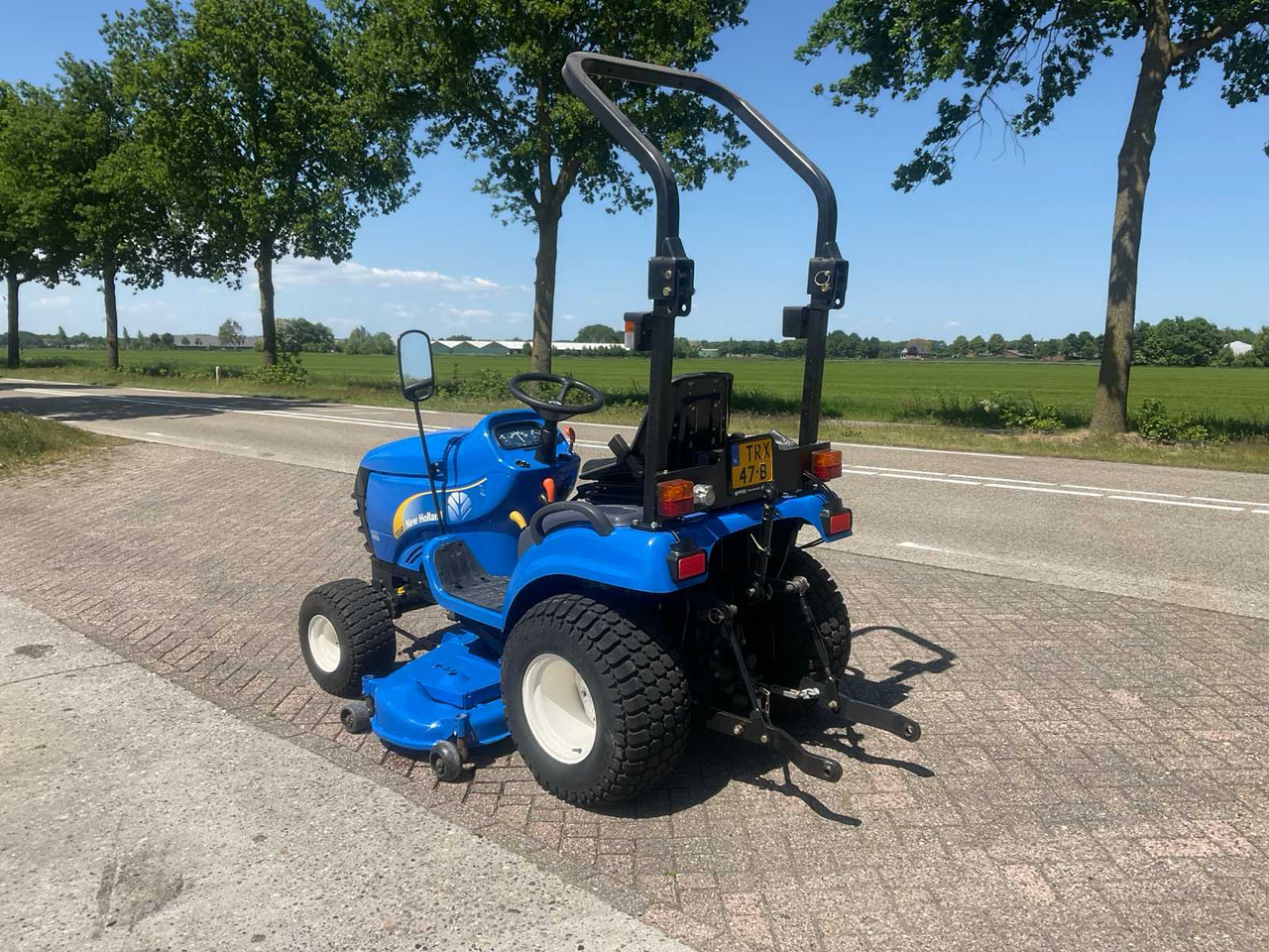 New holland TZ24D - التقطيع جزازة/ ماكينات قطع الحشائش: صور 3 New holland TZ24D - التقطيع جزازة/ ماكينات قطع الحشائش: صور 3