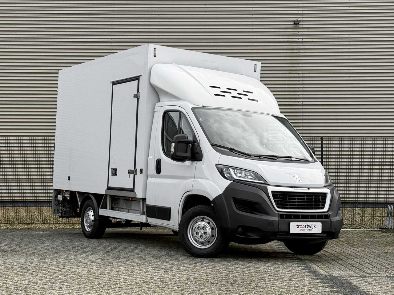 PEUGEOT BOXER 335 2.2 HDI L2 PRO -REFRIGERATED VEHICLE- COMMERCIAL VEHICLE - الشاحنات الصغيرة: صور 4 PEUGEOT BOXER 335 2.2 HDI L2 PRO -REFRIGERATED VEHICLE- COMMERCIAL VEHICLE - الشاحنات الصغيرة: صور 4