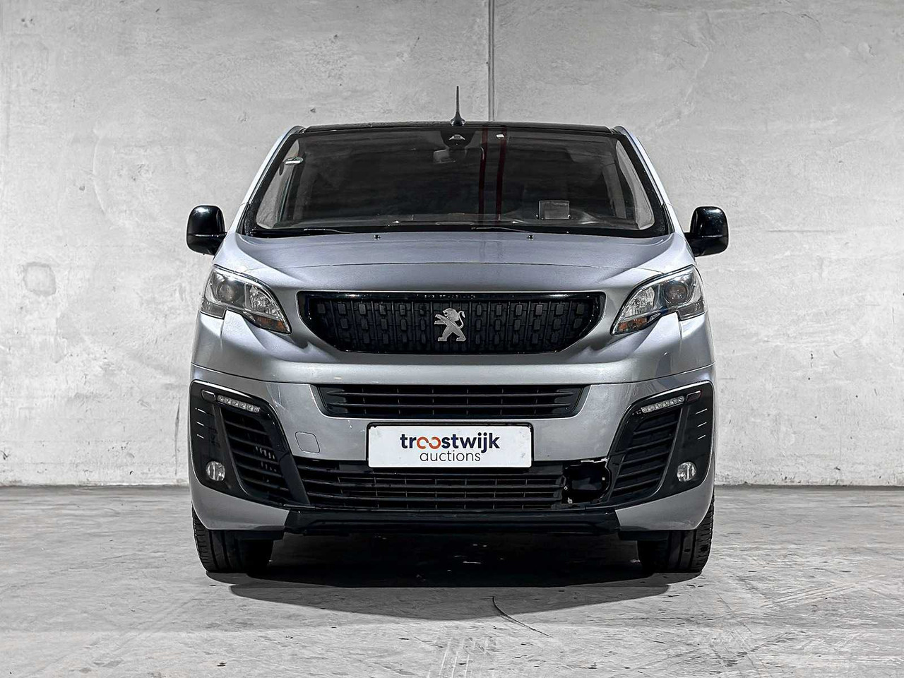 PEUGEOT EXPERT 2.0 BLUEHDI 180 LONG SPORT DC NR 140 178HP 2020, VHL-45-G COMMERCIAL VEHICLE - الشاحنات الصغيرة: صور 5 PEUGEOT EXPERT 2.0 BLUEHDI 180 LONG SPORT DC NR 140 178HP 2020, VHL-45-G COMMERCIAL VEHICLE - الشاحنات الصغيرة: صور 5