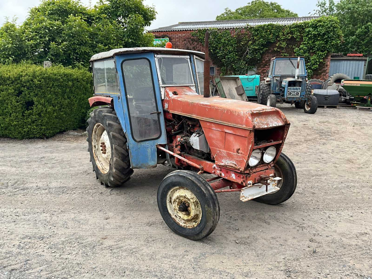 Renault R7055 - جرار: صور 4 Renault R7055 - جرار: صور 4