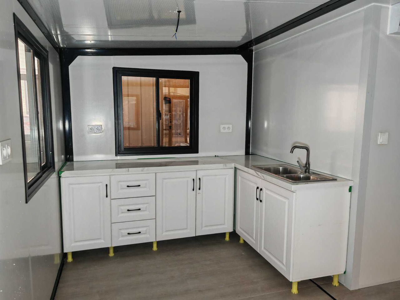 البيت الحاوية Rhino Houses 36,5 m2: صور 20
