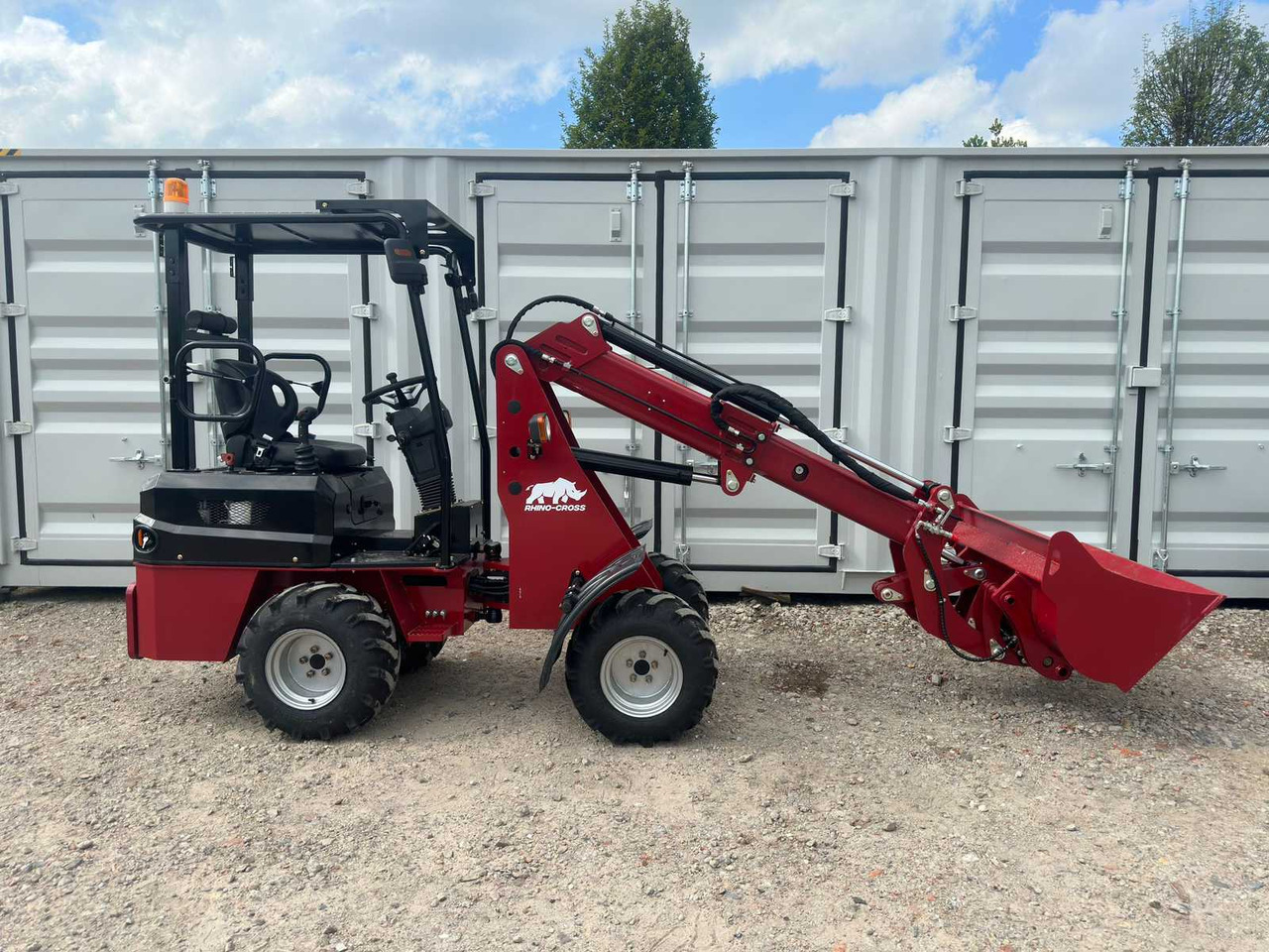 Rhino-cross R906T - اللودر بعجل: صور 3 Rhino-cross R906T - اللودر بعجل: صور 3