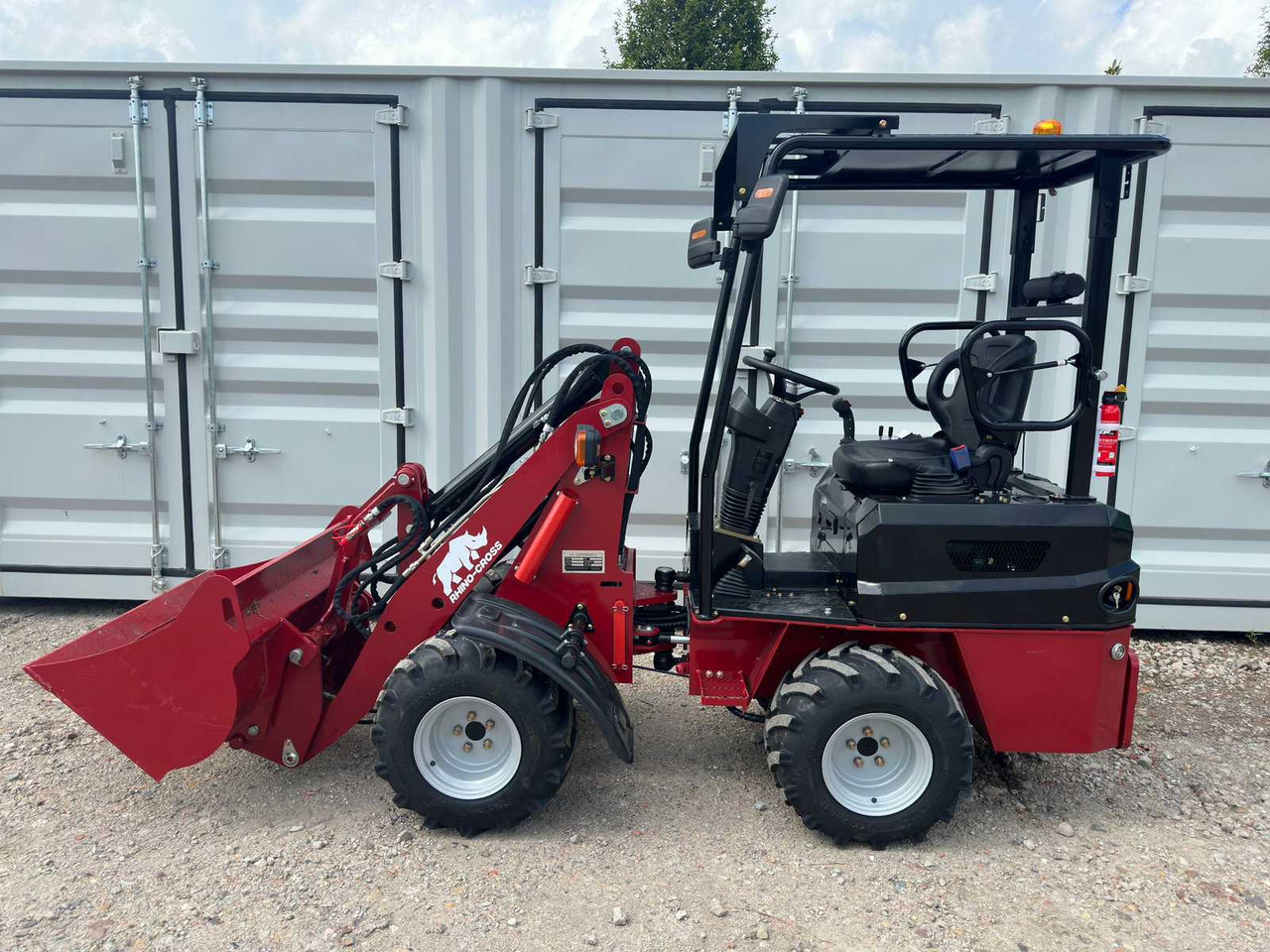 Rhino-cross R906 - اللودر بعجل: صور 5 Rhino-cross R906 - اللودر بعجل: صور 5