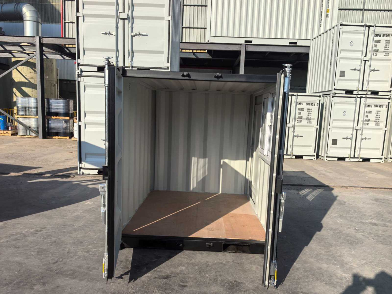 Rhino-cross-containers 12ft - حاوية شحن: صور 4 Rhino-cross-containers 12ft - حاوية شحن: صور 4