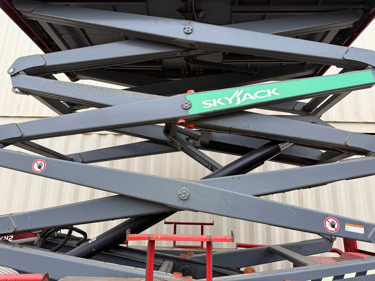 منصات هيدروليكية متنقلة SKYJACK - SJ8841RT 4X4 DIESEL - 14.5 METERS - 2016 - AERIAL WORK PLATFORM: صور 45 منصات هيدروليكية متنقلة SKYJACK - SJ8841RT 4X4 DIESEL - 14.5 METERS - 2016 - AERIAL WORK PLATFORM: صور 45