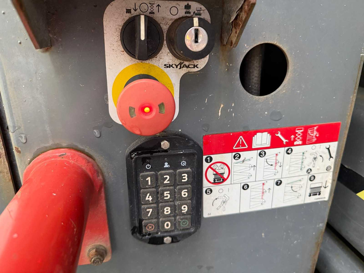 منصات هيدروليكية متنقلة SKYJACK - SJ8841RT 4X4 DIESEL - 14.5 METERS - 2016 - AERIAL WORK PLATFORM: صور 25 منصات هيدروليكية متنقلة SKYJACK - SJ8841RT 4X4 DIESEL - 14.5 METERS - 2016 - AERIAL WORK PLATFORM: صور 25