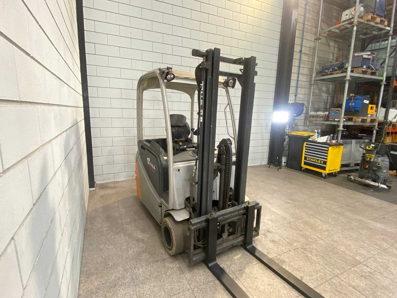 STILL - 2006 - RX20-20 - FORKLIFT - رافعة شوكية: صور 3 STILL - 2006 - RX20-20 - FORKLIFT - رافعة شوكية: صور 3