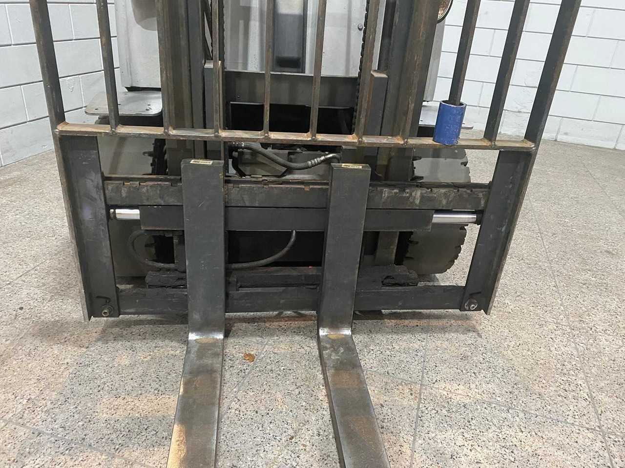 STILL - 2018 - RX 70-20/600 T - FORKLIFT - SIDE-SHIFT - رافعة شوكية: صور 4 STILL - 2018 - RX 70-20/600 T - FORKLIFT - SIDE-SHIFT - رافعة شوكية: صور 4