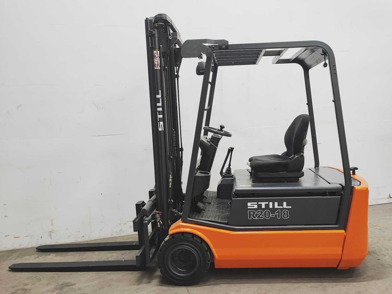 STILL - R20-18 - FORKLIFT TRUCK - 2004 - رافعة شوكية: صور 4 STILL - R20-18 - FORKLIFT TRUCK - 2004 - رافعة شوكية: صور 4