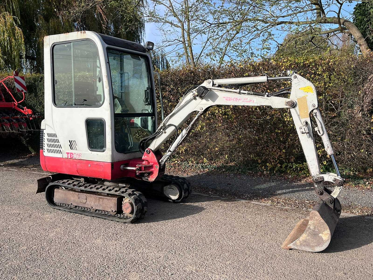 TAKEUCHI TB016 MINI EXCAVATOR - حفارة مصغرة: صور 1 TAKEUCHI TB016 MINI EXCAVATOR - حفارة مصغرة: صور 1