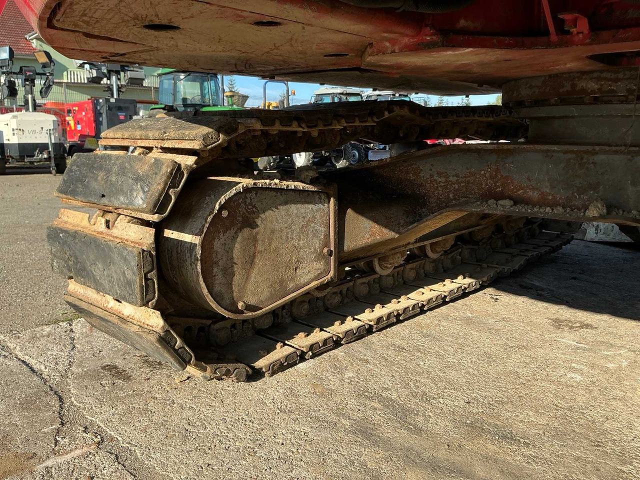 حفارات زحافة Takeuchi TB175: صور 27