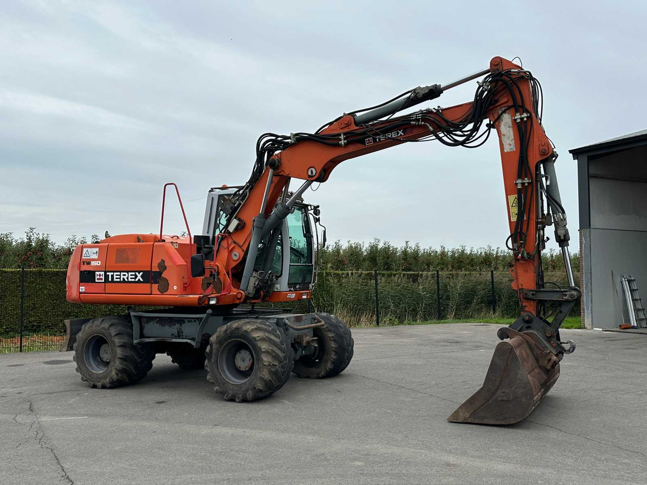 Terex TW150 - حفارة على عجلات: صور 3 Terex TW150 - حفارة على عجلات: صور 3
