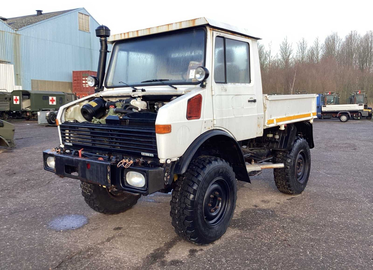 UNIMOG 424 TRUCK - شاحنة: صور 2 UNIMOG 424 TRUCK - شاحنة: صور 2