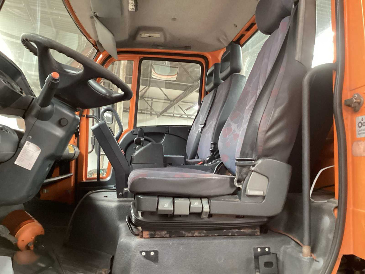 UNIMOG U 400 TRUCK - شاحنة: صور 5 UNIMOG U 400 TRUCK - شاحنة: صور 5