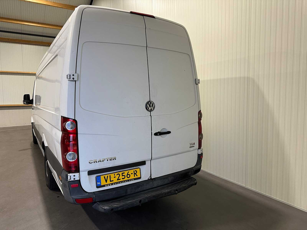 VOLKSWAGEN CRAFTER 46 2.5 TDI L3 VL-256-R - الشاحنات الصغيرة: صور 4 VOLKSWAGEN CRAFTER 46 2.5 TDI L3 VL-256-R - الشاحنات الصغيرة: صور 4