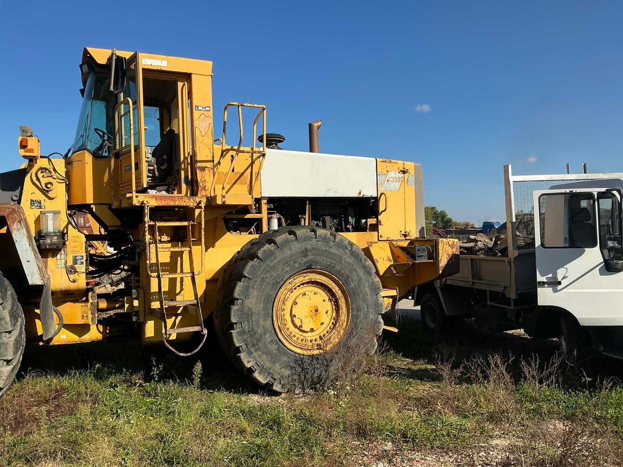 VOLVO 1998 VOLVO L330B WHEEL LOADER - اللودر بعجل: صور 3 VOLVO 1998 VOLVO L330B WHEEL LOADER - اللودر بعجل: صور 3