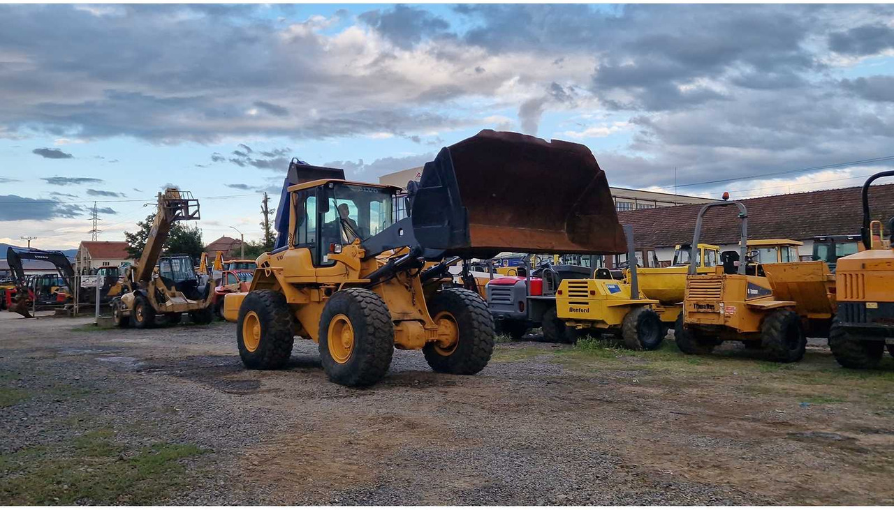 VOLVO 2008 VOLVO L90F WHEELED LOADER - اللودر بعجل: صور 2 VOLVO 2008 VOLVO L90F WHEELED LOADER - اللودر بعجل: صور 2