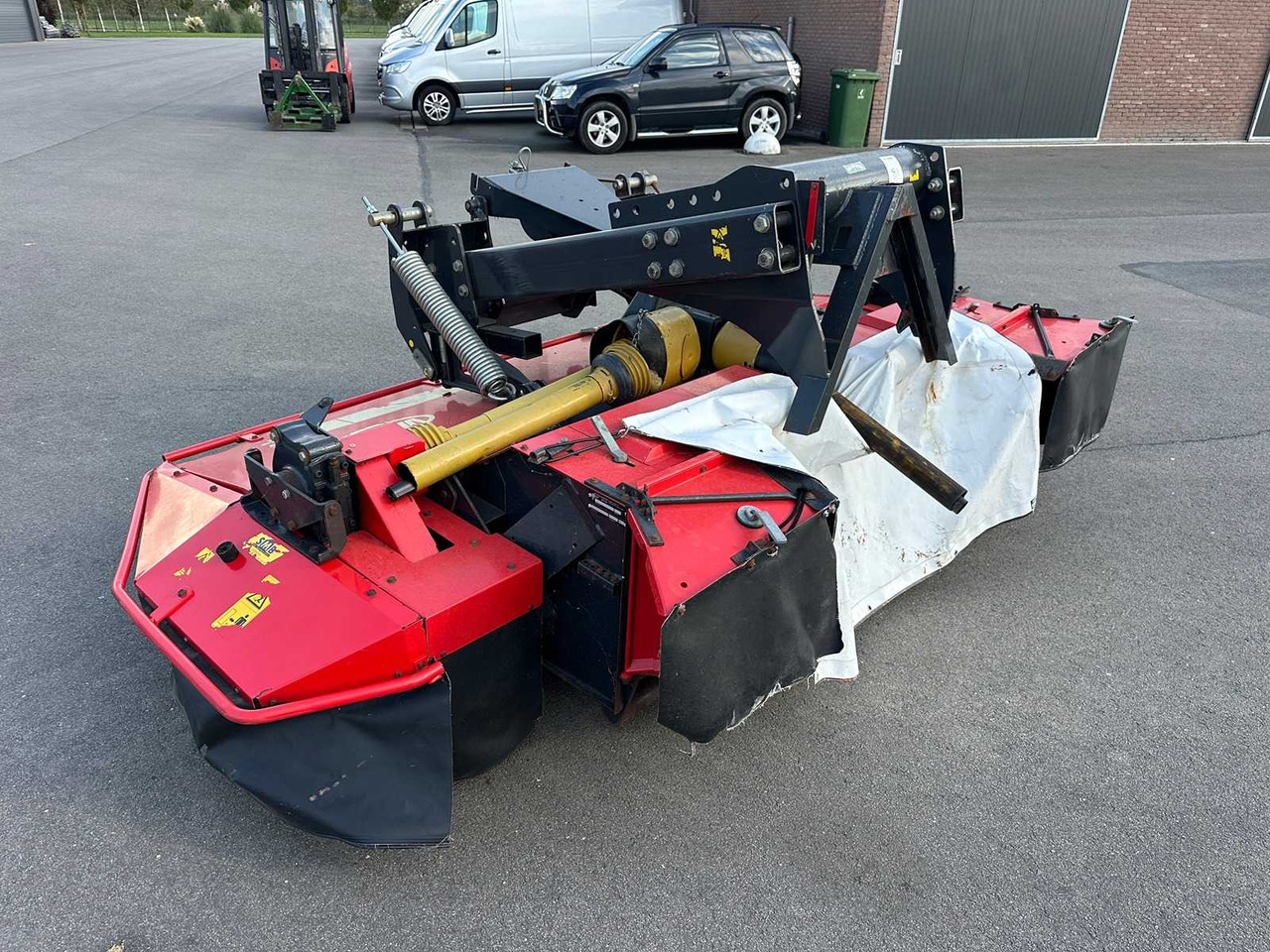 Vicon KM 5.30F - التقطيع جزازة/ ماكينات قطع الحشائش: صور 4 Vicon KM 5.30F - التقطيع جزازة/ ماكينات قطع الحشائش: صور 4