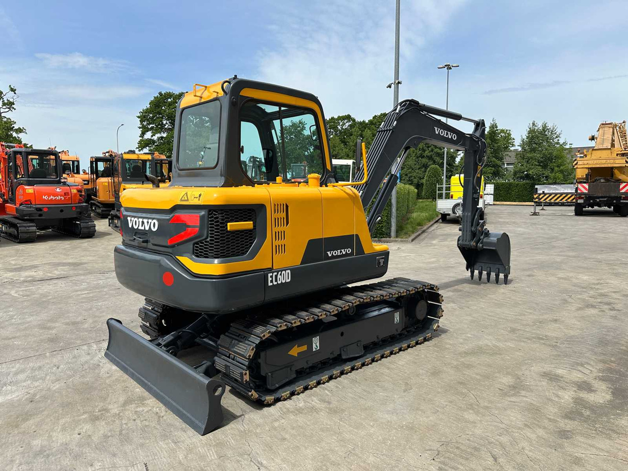 Volvo EC60D - حفارات زحافة: صور 4 Volvo EC60D - حفارات زحافة: صور 4