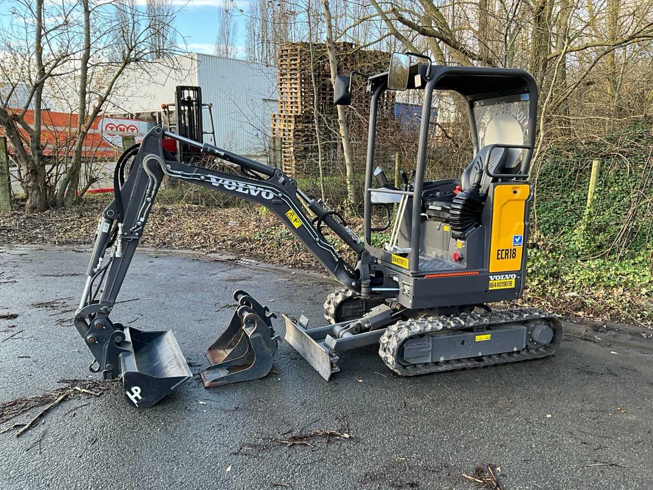 Volvo ECR18 - حفارة مصغرة: صور 1 Volvo ECR18 - حفارة مصغرة: صور 1