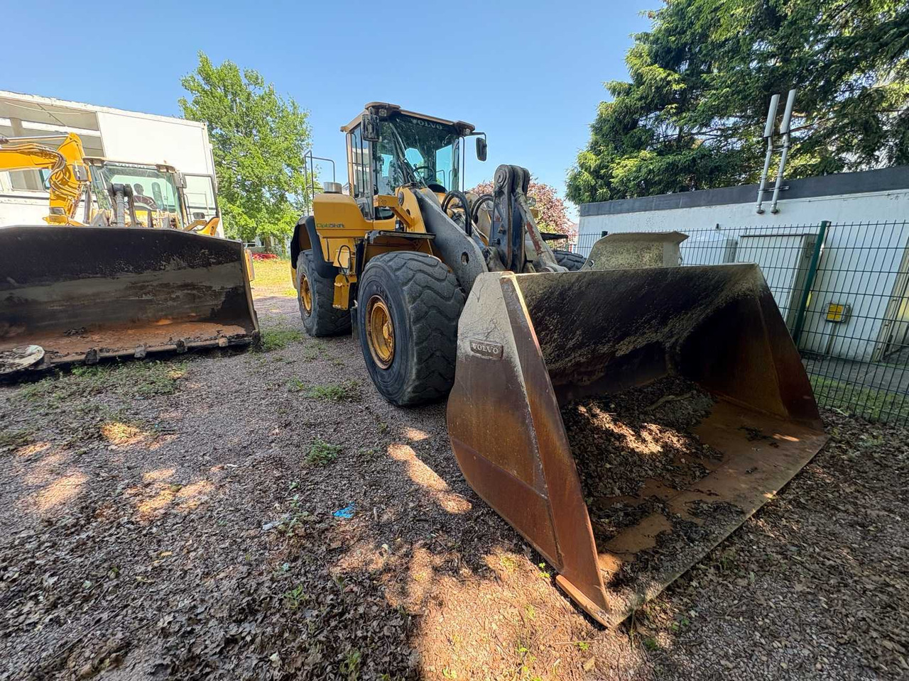 Volvo L 180 H - اللودر بعجل: صور 1 Volvo L 180 H - اللودر بعجل: صور 1