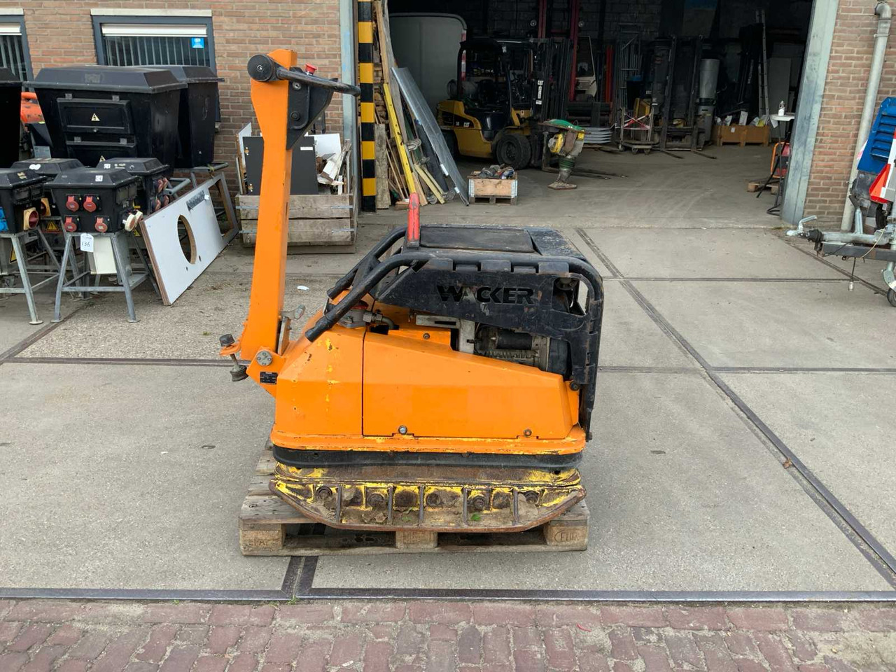 Wacker Neuson DPU 100-70 - صفائح اهتزازية: صور 1 Wacker Neuson DPU 100-70 - صفائح اهتزازية: صور 1
